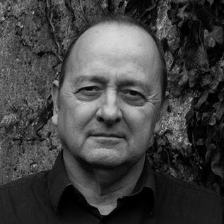 ERT2058's profile picture. Musician, composer, voice, jardinier :
Ert, +ert+, End of Data, Torii Kami, Eric Trochu, Connecticat, Jogleor, Complot, Frakture, Cie Ladaïnha ...