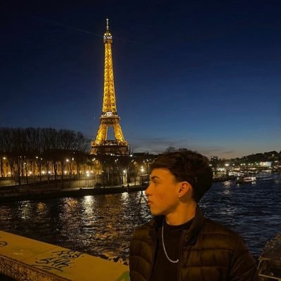 leoxavierr_'s profile picture. 