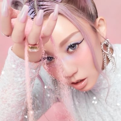 4/30(火)大阪府 グランキューブ大阪にて「KODA KUMI LIVE TOUR 2024 ～BEST SINGLE KNIGHT～」が開催予定となっております。開場18:00～ 開演19:00～グッズ販売開始時間15:00～