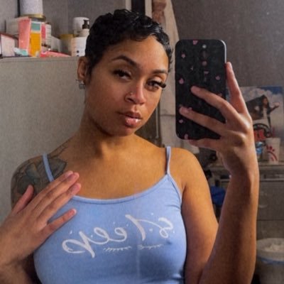 _pretty_phase's profile picture. 1 9 0 8 💕💚. DSU👩🏽‍🎓. Jeremiah 29:11. Kai💙👼🏽 Dad👼🏽💙