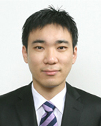 PhDSchwarz's profile picture. 꿈을 그리는 사람은
마침내 그 꿈을 닮아간다.
Just Only One