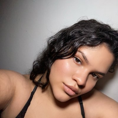sub now and claim your FREE dick rate👇🏻💕