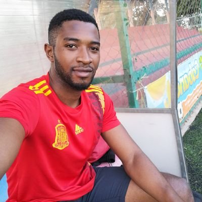 Mutaba93's profile picture. ♈Humour me...