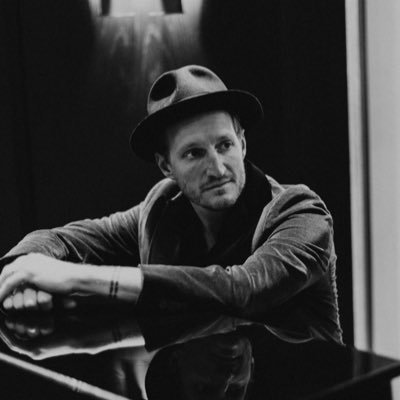 Co-founder of @TheLumineers / Married to @Fra_Laz / Piano Piano 2 out March 29 🎹 🎹