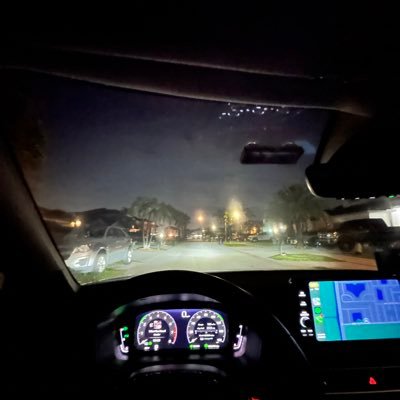 luxekeynft's profile picture. 𝐑𝐞𝐚𝐥 𝐰𝐨𝐫𝐥𝐝