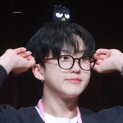 skz, bts, twice, loona, gfriend, g(idle)
