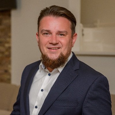 eholhos's profile picture. The Nothingness of Personality.