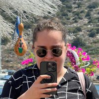 zeynep (@ayhannzey) 's Twitter Profile