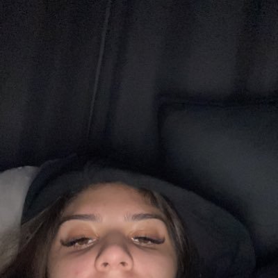 😴