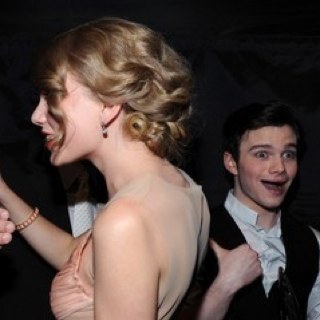 Hey, im Davis... i like to greet people with hugs and im pretty loud... i also LOVE thg, tas, and Christopher Paul Colfer :)