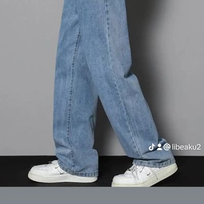 Libeaku_'s profile picture. 