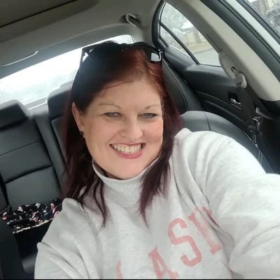 helenaruker's profile picture. i can link you to a platform where you can earn 3kUSDC-5kUSDCdaily DM me if you're interested