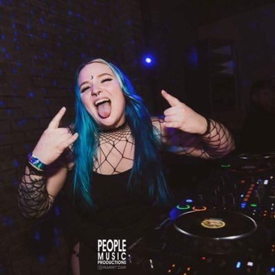 26. Producer/DJ #WUBBYGANG 🤘😈🌙 @WEAREGRLGANG ‘Rave Fam’ Remix OUT 12/13/24 mgmt@wubmama.com