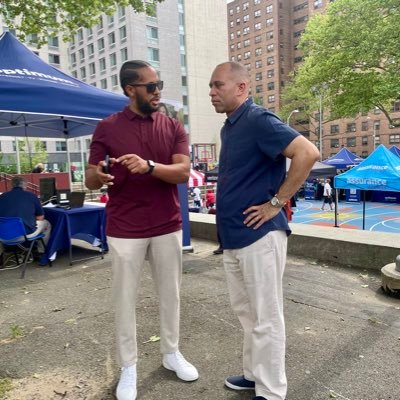 Sen. Advisor Leader @hakeemjeffries Founder Paragon Strategies I Political Practitioner | RYT - 200 |Brooklyn, USA.