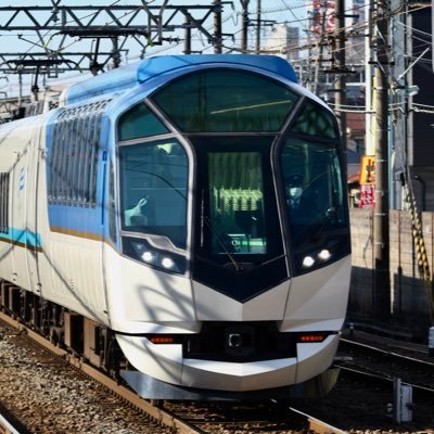 主に、近鉄電車をメインに。 飛行機は全国各地で撮影しています。 近鉄車の好きな車両はしまかぜです。皆様宜しくお願いします🤲