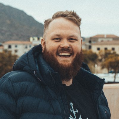 Merch Manager • Music Producer • Gamer • Content Creator @yfp_gg | https://t.co/RQ7sQ6bddj | Booking/Brands: jonny@lmncollective.com | Opinions are my own
