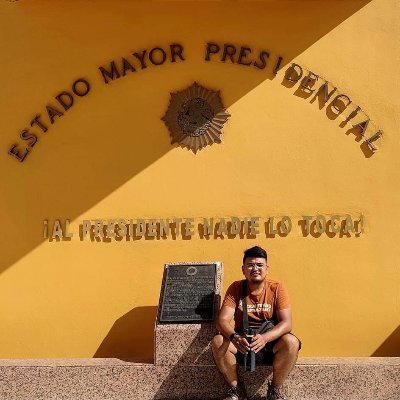 Periodista de Fes Aragón/ Estudiante de Ciencias Políticas-UNAM.