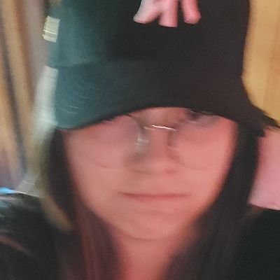 mary_xtmas's profile picture. 🧨