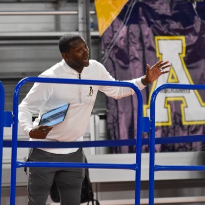 Husband - Father - Director of Track & Field/Cross Country @ Appalachian State University - @AppTF_XC - IG: imcoachm