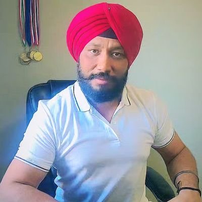 QA Analyst | Writer | Poet | Shayar. Professional Truck Driver | Canadianlife | YEGER