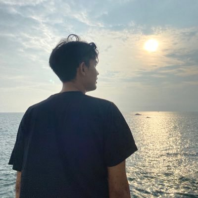 pergila kedepan kaca dan maafkanlah sosok yg ada dsna , kita smw boleh menyesal tapi jangan memilih menderita