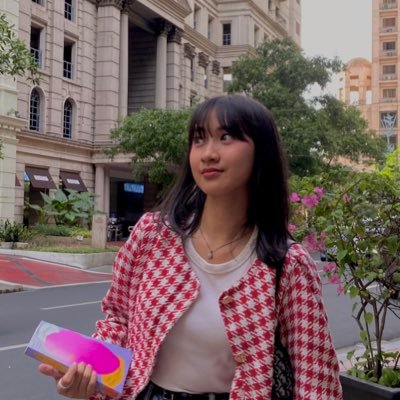 HannahElyne's profile picture. 𝚃𝚑𝚎 𝙻𝚘𝚛𝚍 𝚠𝚒𝚕𝚕 𝚍𝚎𝚕𝚒𝚟𝚎𝚛 𝚖𝚎... 𝚋𝚞𝚝 𝚒𝚏 𝚗𝚘𝚝, 𝙸 𝚠𝚘𝚗’𝚝 𝚋𝚎 𝚊𝚏𝚛𝚊𝚒𝚍, 𝚋𝚌 𝙸 𝚊𝚖 𝚠𝚒𝚝𝚑 𝙷𝚒𝚖 Acts 2:38 • 🎬 yt: Hannah Elyne