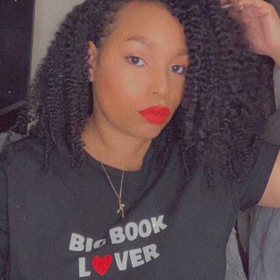 bookbae_kish's profile picture. #booksandbeautymarks | bookstagrammer | releasing breaths i didn’t know i was holding all ‘24 | romance is my favorite genre | i tolerate the others 🖤📚9/60