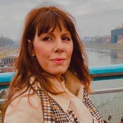Busy married mum of two | https://t.co/zg2WtArm3b MCIPR | Wales Training Liaison Manager @UKScreenSkills | Expert juggler and shoe lover | Views and tweets my own.