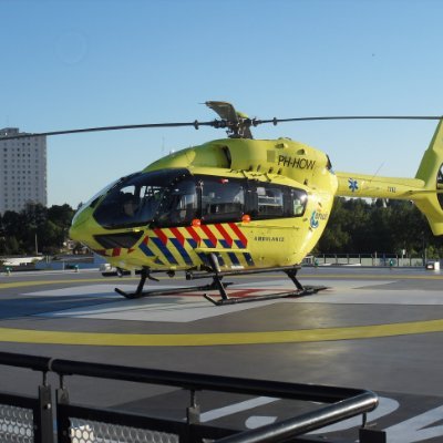 WaddenHeli Noord-Nederland. Standplaats Vliegbasis Leeuwarden. 24/7 vluchten vanaf Vlieland / Terschelling / Ameland / Schiermonnikoog /Texel.