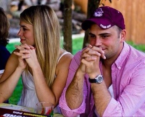 Al32flav's profile picture. Married to Gabe, mom to 3. Thankful to Jesus. https://t.co/bxGVKTHUfz https://t.co/MC7JOs5vIC