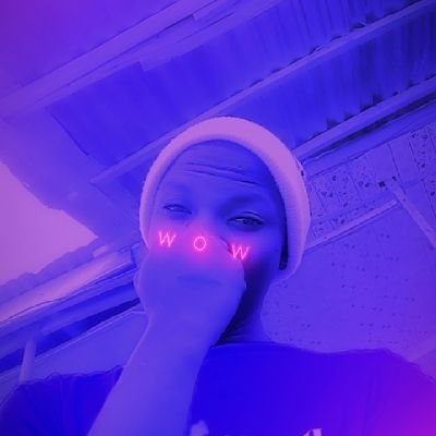 ParaMoney18's profile picture. 