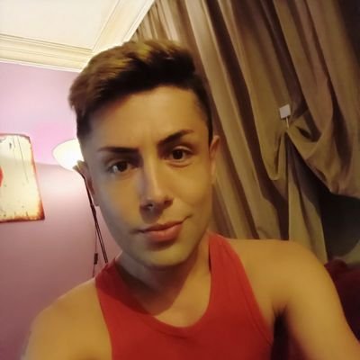 gurkan_pasif's profile picture. 🌈 Parlak Bakımlı Pasifim
👙 Kadınsı Giyinmeyi Seviyorum 💅
🍭 Sadece Reel Ve Aktiflerle İlginiyom 💐