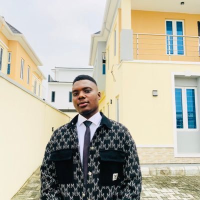 God, Family, Football | Crypto expert |Arsenal FC ❤️ | PR/Ads ? DM | 46360