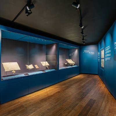 Sharing information about Faversham's unique and unrivalled collection of medieval and later charters, including a copy of Magna Carta from the year 1300.