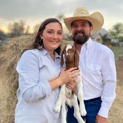 We are a small family farm in the heart of the Texas Hill Country.  We ship our regeneratively raised meats and dry goods straight from our farm to your door.