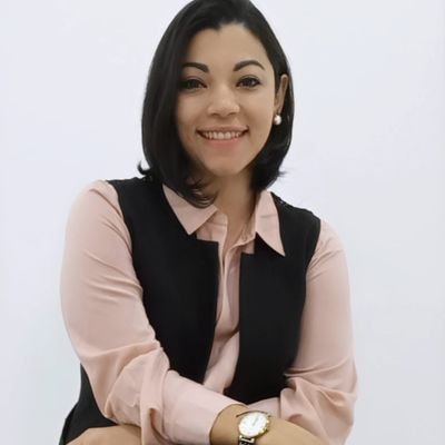 CelestePiura's profile picture. Directora de Comunicación y Relaciones Internacionales en Santiago Consultores Capital Humano.

#Transformación 
#Cooperación 
#Comunicación