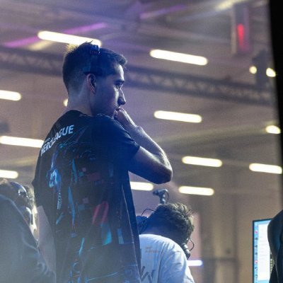 Event Manager for @myientertain | Project Lead for GG Bavaria | TO of @SmashContest | Member of the awsome crew No Limits | I love doing Calisthenics