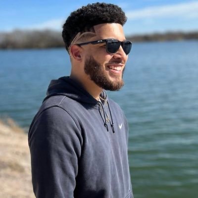 Sports-Betting Enthusiast, Analyst & Cashcow💰Want locks ? I got em🏀🏈🥊 - Sign up and get all my plays here: https://t.co/ZkNz48Opm2