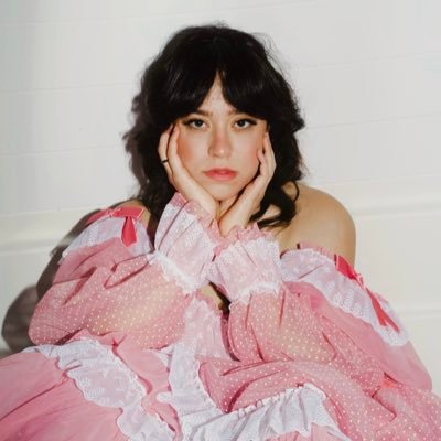 houston, tx | singer-songwriter ✨🧚🏼♀️ my EP, merch, shows & more ⤵︎