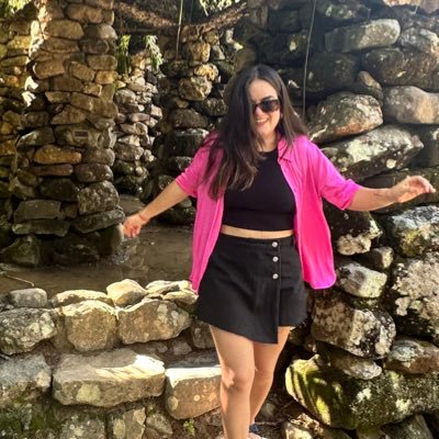 NicoleCav18's profile picture. Comunicadora y Publicista. Disney y Harry Potter ⚡️. También Yoga 🧘‍♀️ 🧡