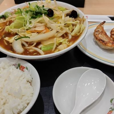 hrt_code's profile picture. HTMLとCSSが少しわかり、jQueryを少し触った初学者。JavaScript勉強中。就活終わりました〜〜〜〜〜