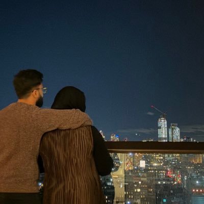 hinathinkss's profile picture. 