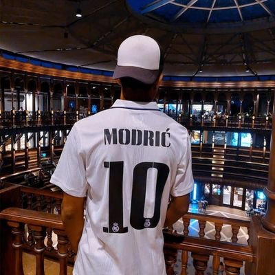 NBA🏀🏀
real Madrid president  ⚽
cross world video 🌍🌍
champion 🏆 🏀🏀
story games ⚽🏀
only pray 🙏🙏
video choreography 🚨