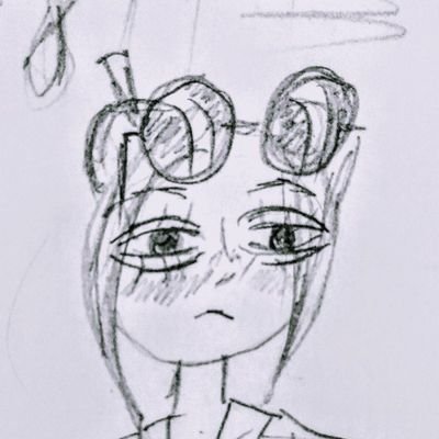 О себе? Нууу 20 годиков, учусь на психолога, рисую картинки, книжки читаю, шутки шучу, пиво пью. Ахуенная личность, что ещё надо-то?