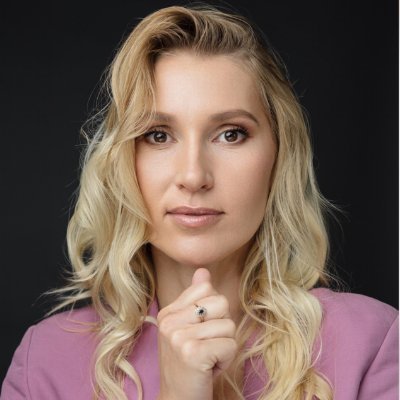 baldycheva's profile picture. Scientist 🔬 Engineer 🛠 Entrepreneur 🚀
Career & Leadership Coach 💎
Founder of @STEMMGlobal
Professor 👩‍🏫 Uni of Exeter 🇬🇧
👩‍🔬👨🏼‍🔬 @stemmlab 🇬🇧