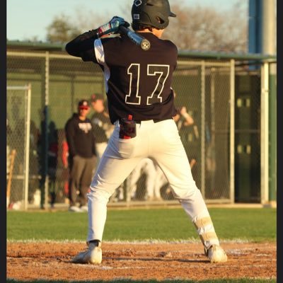 God first 🙏 baseball⚾️(rhp,3b,SS,2nd,1st)  James Bowie high 6’0 179lbs 15years old