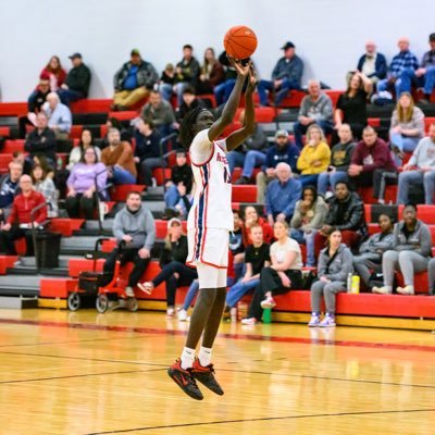 | 6'8 wing|makiethdeng@gmail.com|612-483-9457|Central Lakes CC 25’|