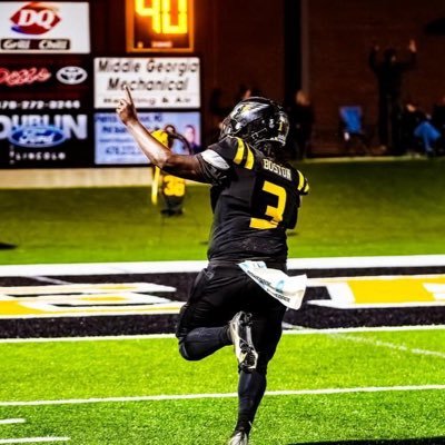 QB |GPA - 3.33|zayboston19@gmail.com http://www.hudl.comprofile/14818464 bench:265squat: 4445pc: 240