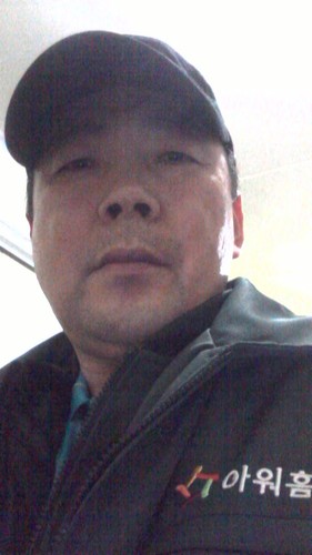 THSSKARB's profile picture. 당신을 지원합니다.