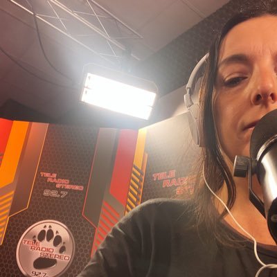 la Roma mi ha salvato la vita.                                         Qui sopra, solo idee personali. Poi parlo su @teleradiostereo ore 10-14 lun-ven 💛❤️